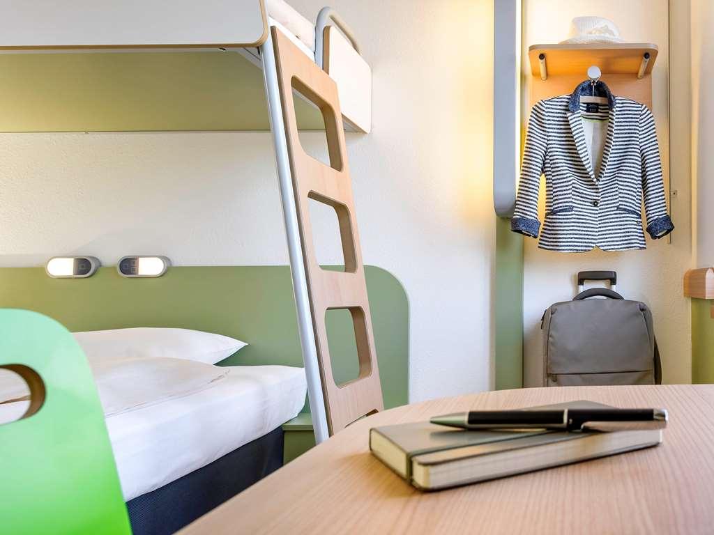 Ibis Budget Berlin Ost Hotel Стая снимка