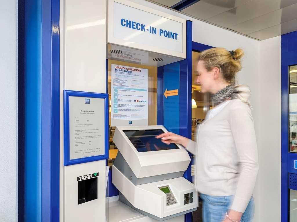 Ibis Budget Berlin Ost Съоръжения снимка